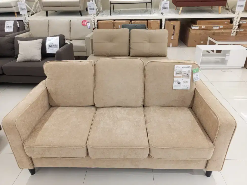 Sofa Tamu Theodore Brown