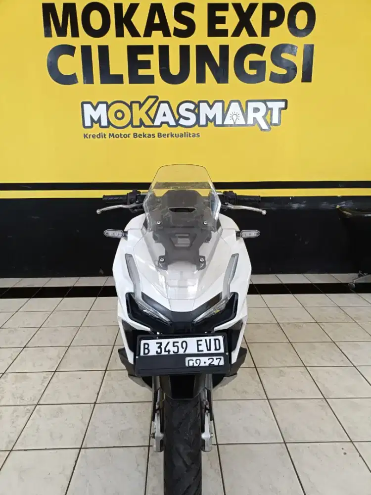 Dijual motor Honda adv 160 cbs 2022