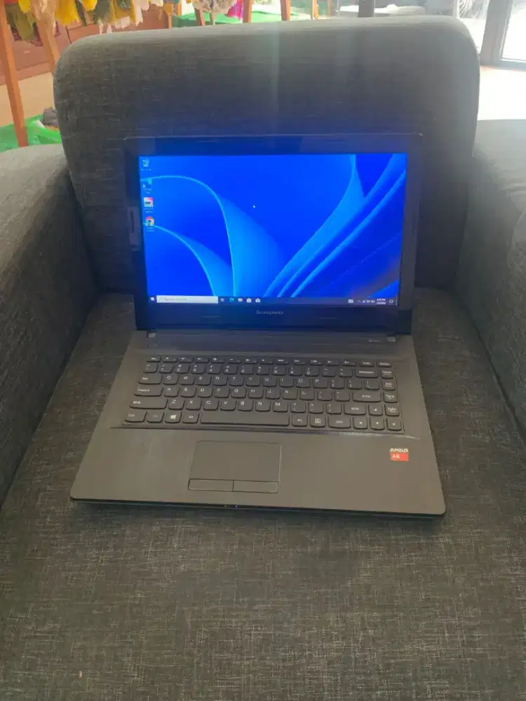 Ram 12/ A8/ ssd 128 laptop lenovo slim siap pakai