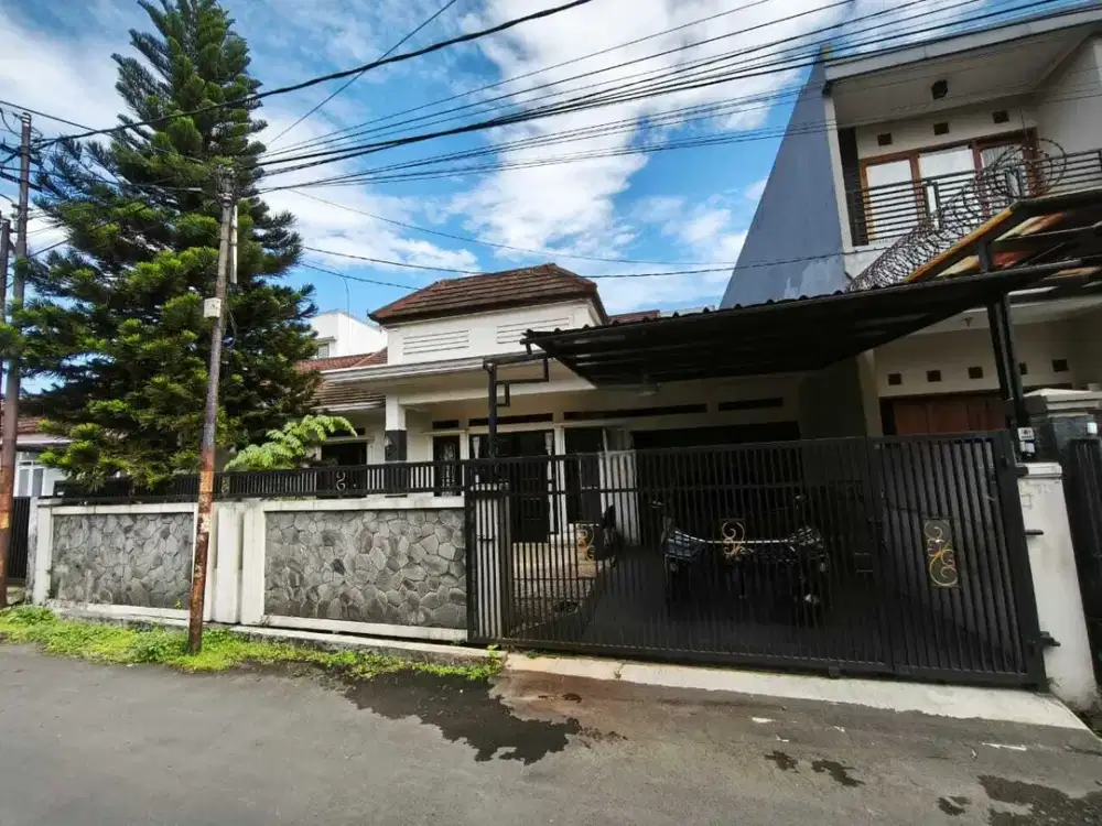 Rumah batu indah dijual cepat harga menarik hadap selatan