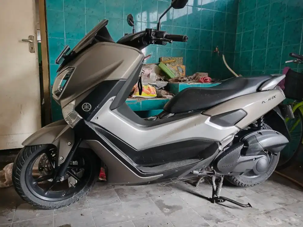 Dijual nMax 2016 tangan pertama