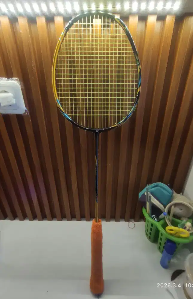 Raket Badminton / bulutangkis yonex astrox 88D play gen2
