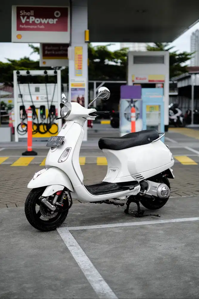 JUAL VESPA MATIC BEKAS/SECOND LX 2012 MURAH BERGARANSI