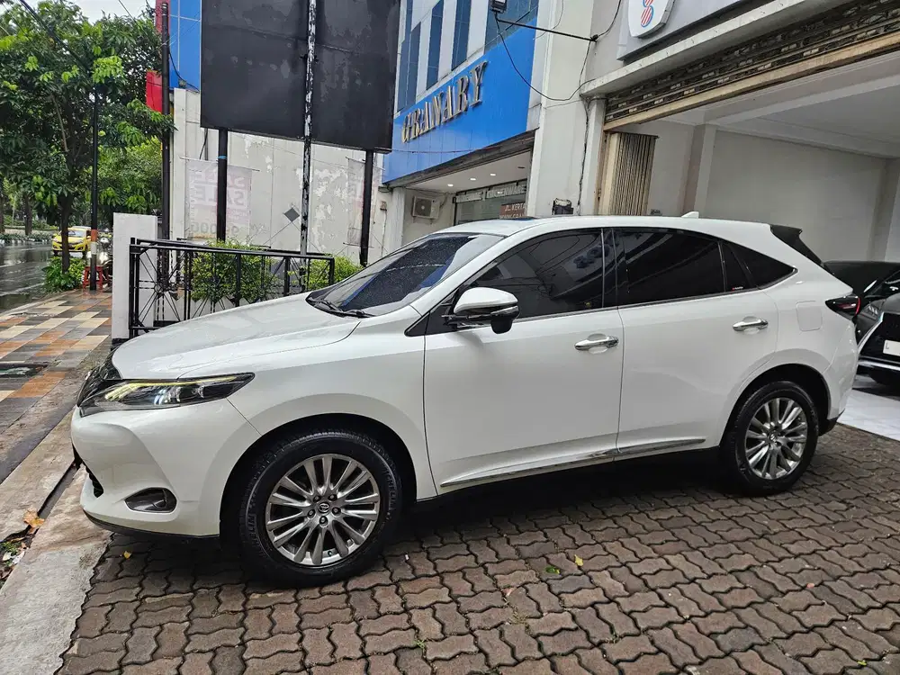 Toyota Harrier 2015 Istimewa Siap Pakai