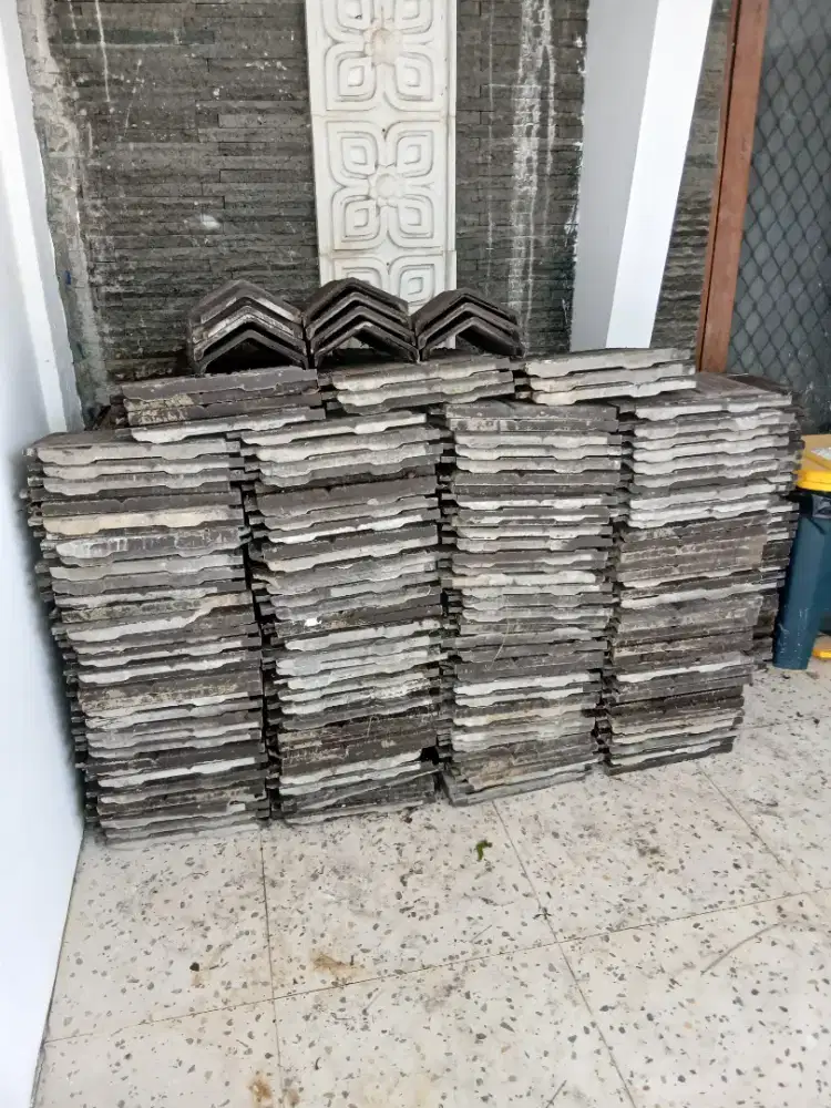 DIJUAL GENTENG BETON BEKAS