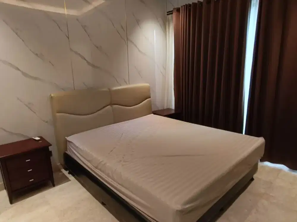 Rumah furnish lux di Golf Residence Kemayoran - Jakarta Pusat
