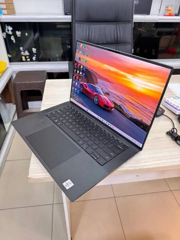 DELL PRECISION 5550 CORE I9 GEN10 VGA QUADRO 4GB /RAM 32GB SSD 512GB