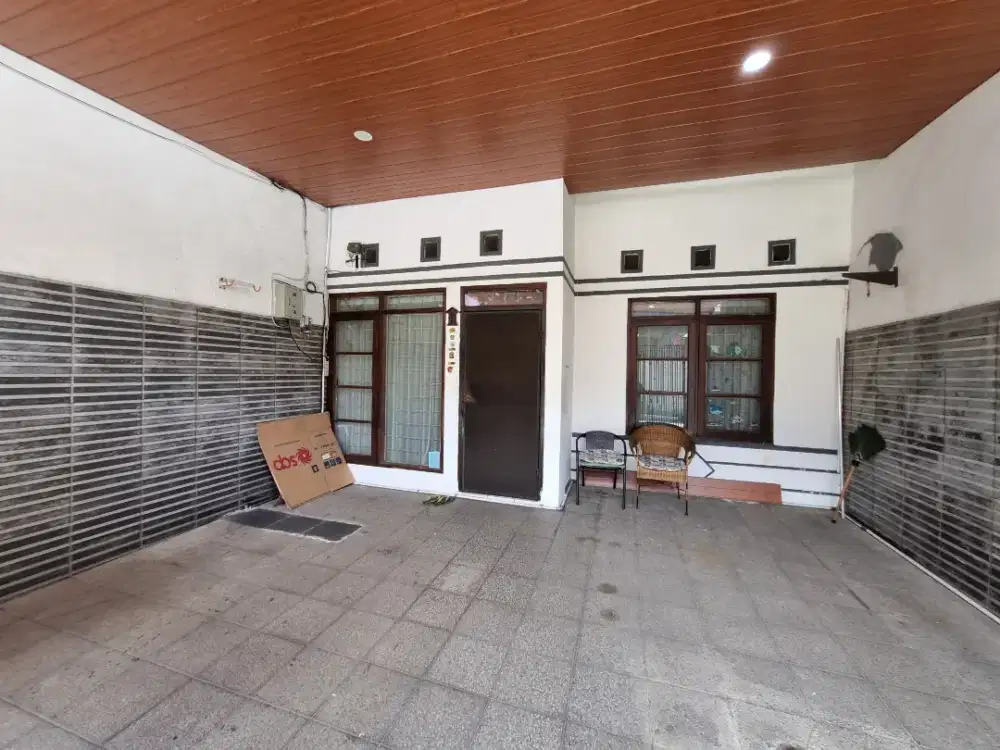 Jual Cepat Rumah Terawat Siap Huni di TKI 2