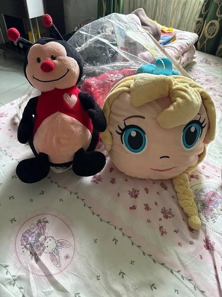 Preloved boneka & tas anak