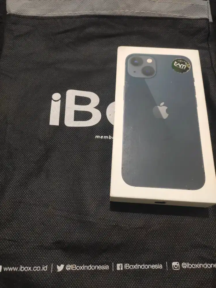 iPhone 13 128gb NEW Garansi resmi Ibox