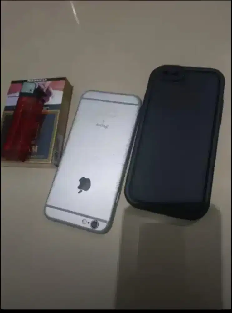 Oppo a3s 2/16, dan iphone 6s 64 gb all operator ,resmi normal