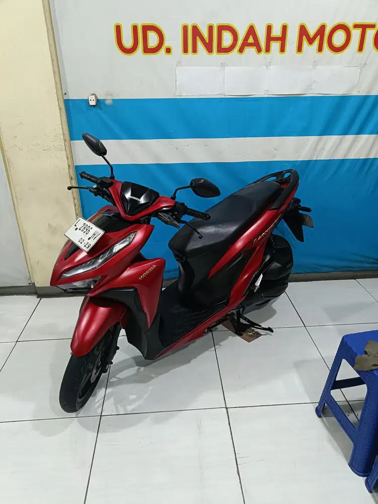 VARIO 150 ESP CBS ISS EXCLSV FI ECO BISA KREDIT