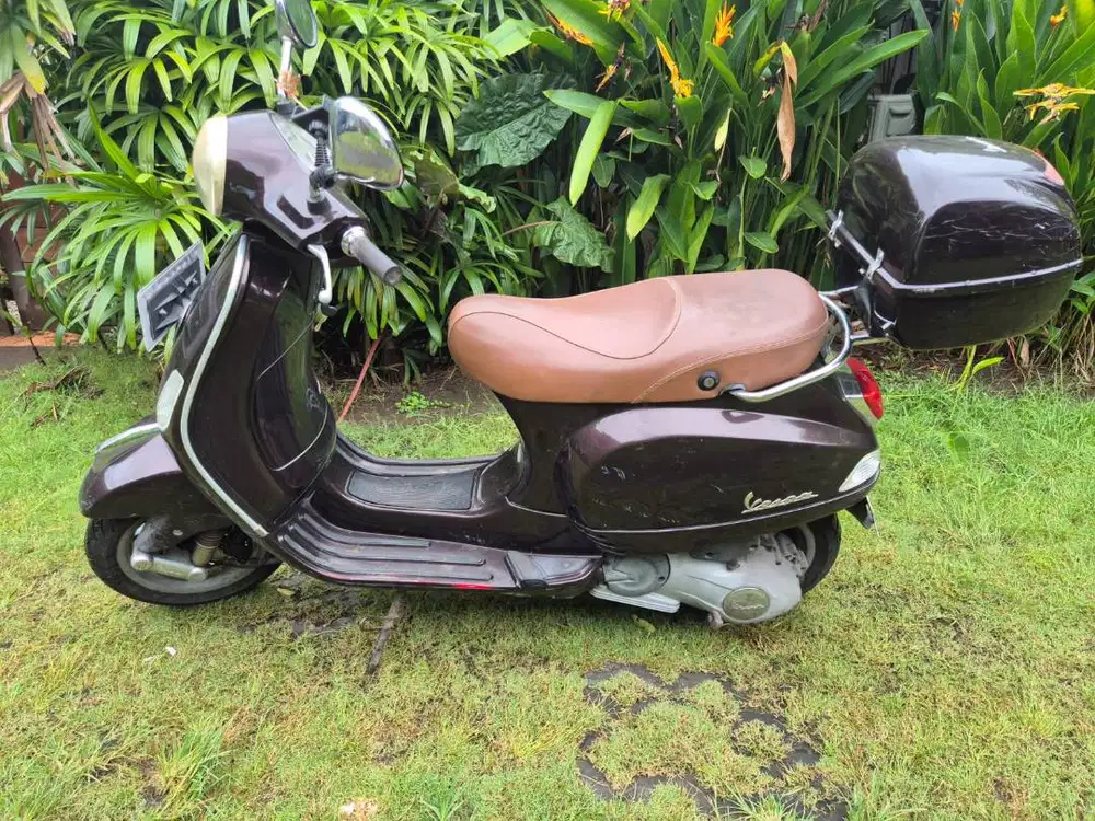 VESPA LX150 3V - BALI