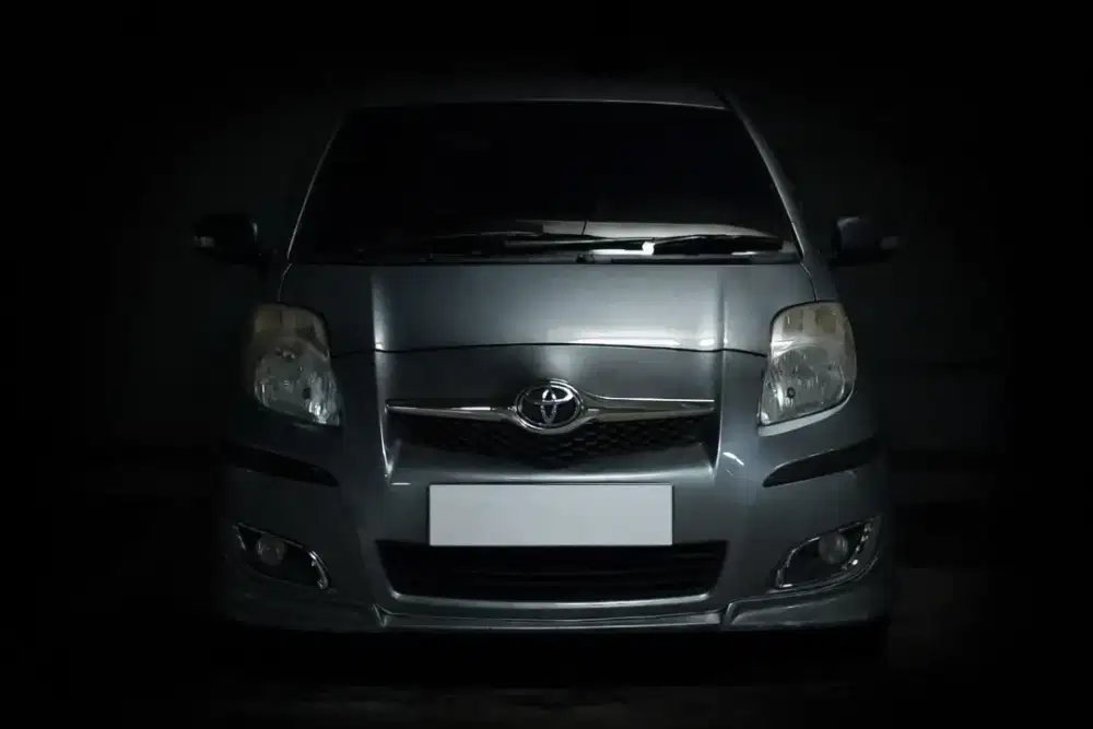 Pemakai langsung Toyota Yaris 2010 S Limited Keyless Tipe Tertinggi