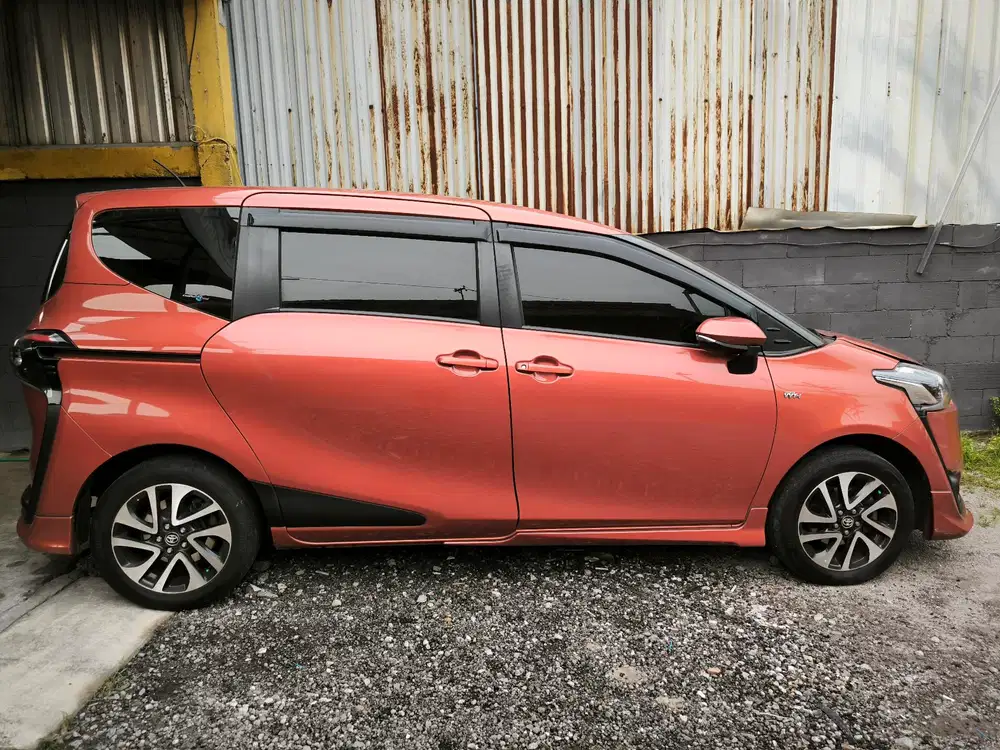 Toyota Sienta 2016 Bensin