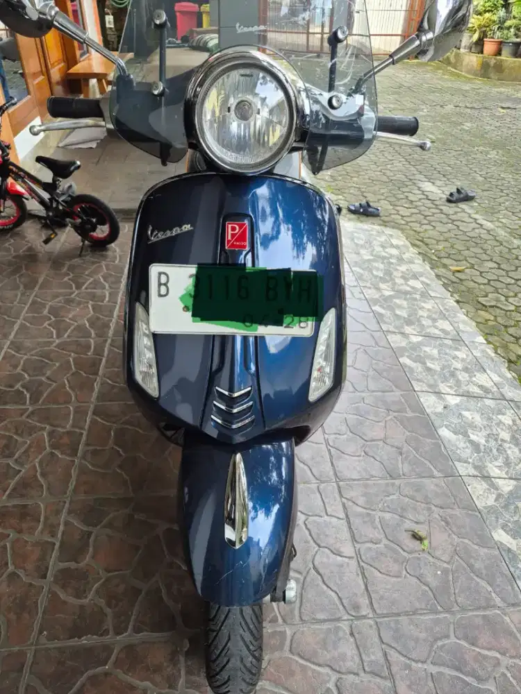 Jual Vespa Primavera 3V 2014 Low KM!!