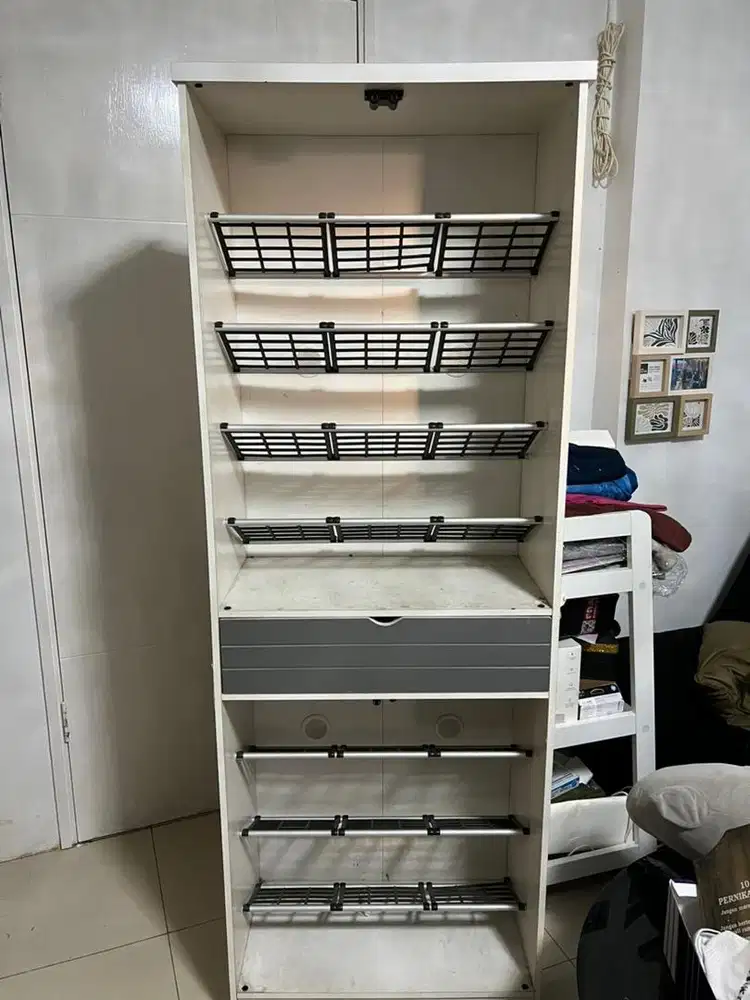 Jual rak sepatu kondisi apa adanya