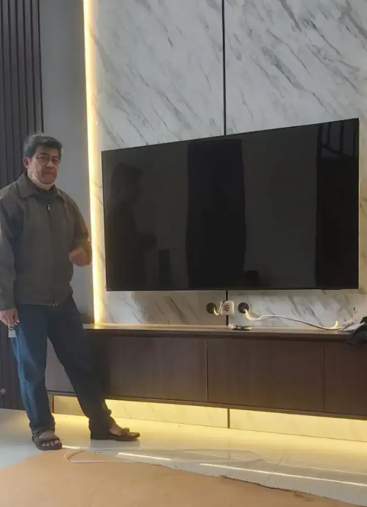 pasang serta jual bracket utk gantungan tv led lcd di tembok kuat aman