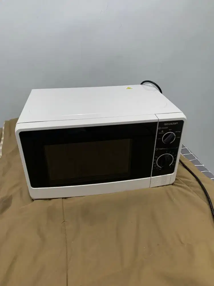 SHARP MICROWAVE R220MAWH / R220MA-WH - (20 LITER)