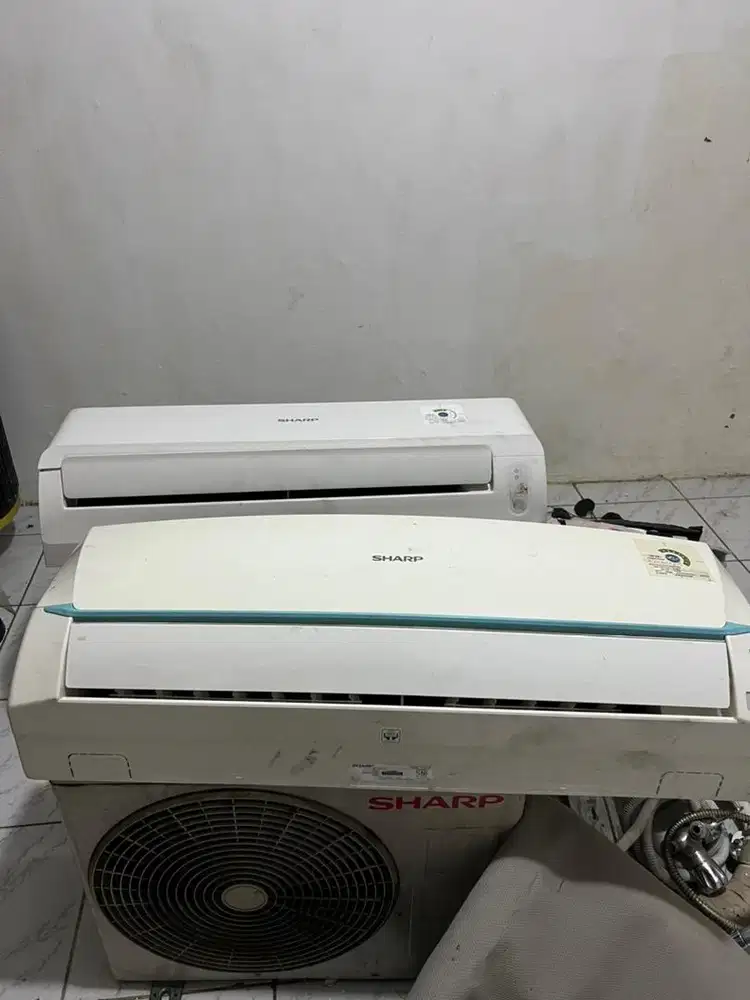 Jual Ac sharp pemakaian belum ada setahun