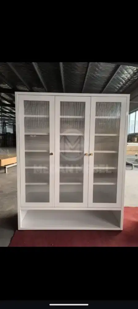 CREDIT LEMARI HIAS CICILAN SYARAT KTP