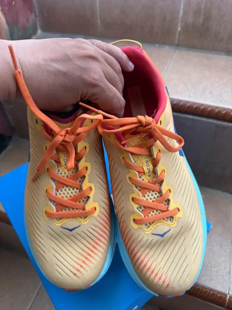 Sepatu Hoka Rincon 3 Like new