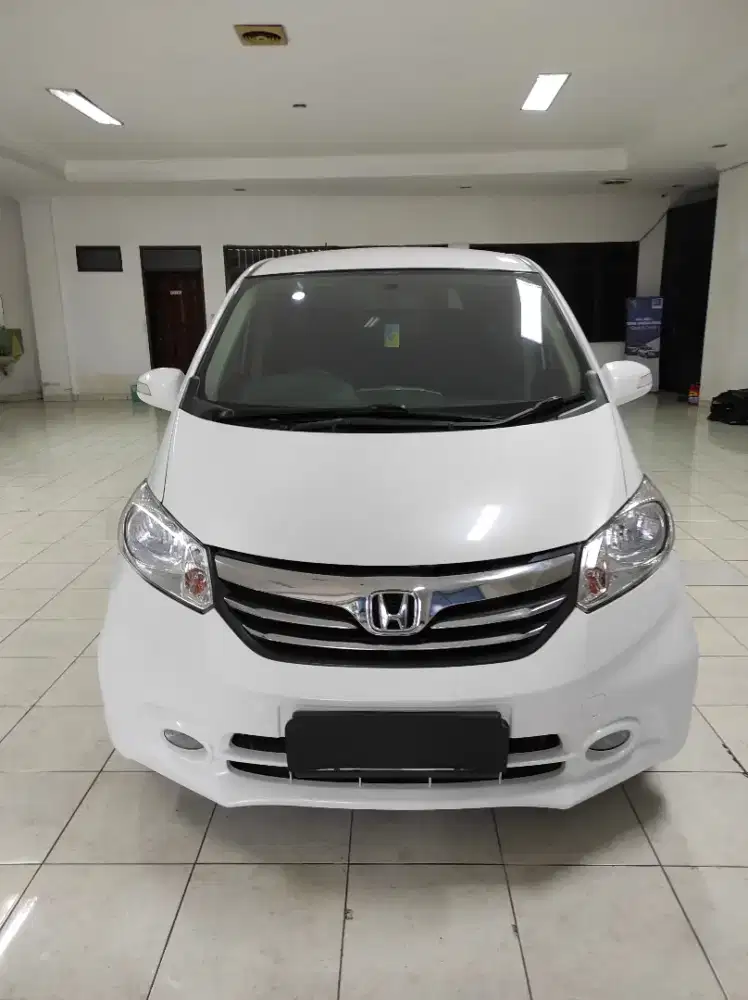 Freed 2013 E PSD 2013