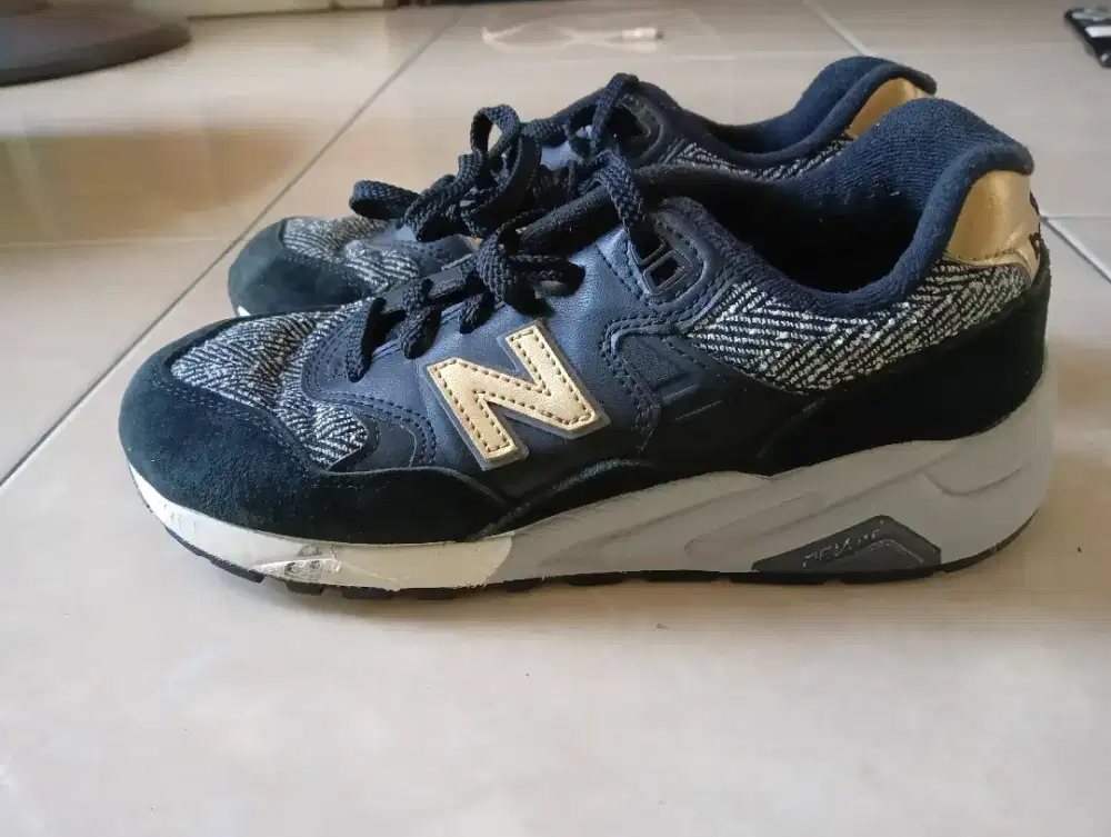 Original NB (New Balance) ukuran 36,5