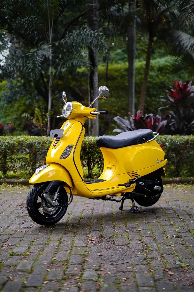 JUAL VESPA MATIC BEKAS/SECOND LX 125 IGET 2019 MURAH BERGARANSI