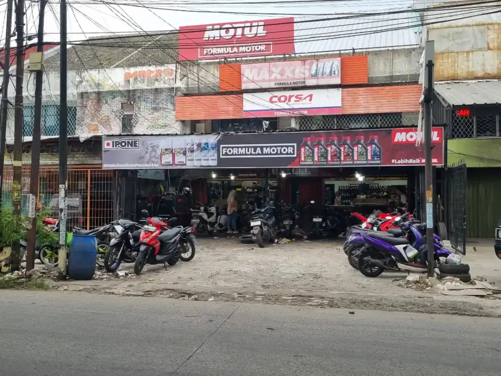 Mekanik Motor Berpengalaman