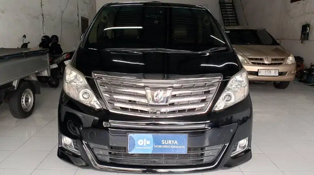 Toyota Alphard G Premium Sound 2012 #SURYA MOBILINDO