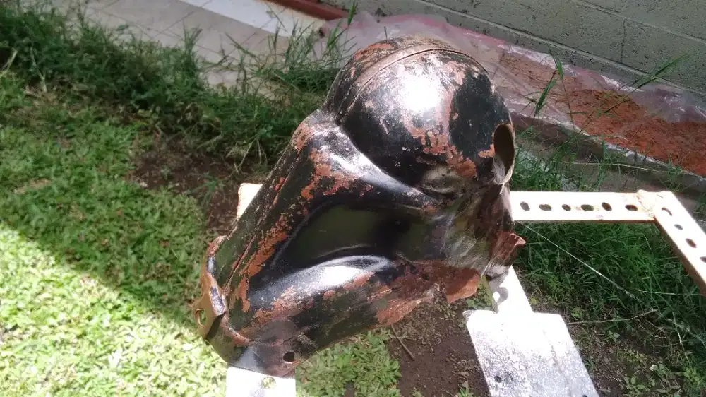 Tutup blok vespa 90ss