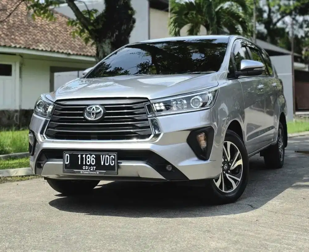 LowKM 49rb INNOVA REBORN V 2.4 AT 2022 DIESEL RECORD TOYOTA BANDUNG