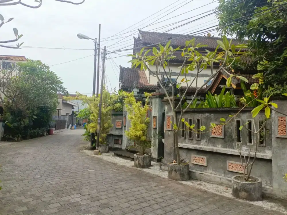 Jual Tanah Dan Rumah Di  Jalan  Mertasari Kerta Raharja Sidakarya Denpasar Selatan Bali. Dekat Ke Jalan Tukad Bal;ian, Renon, Panjer, Sanur Bali
