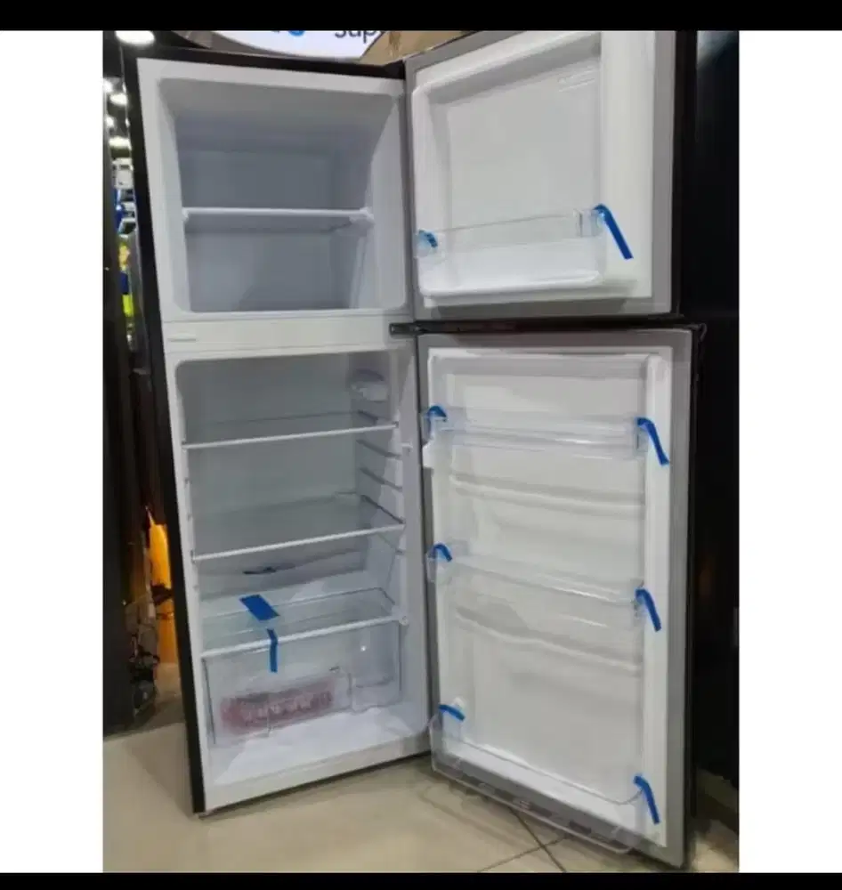 Kulkas aqua medium 2 pintu