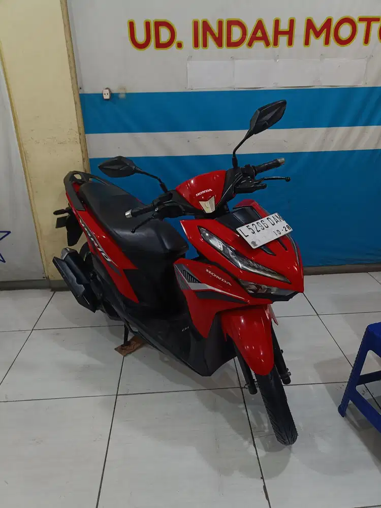 Omo!! HONDA VARIO 125 ESP CBS SPORTY FI ECO 2023 BISA KREDIT
