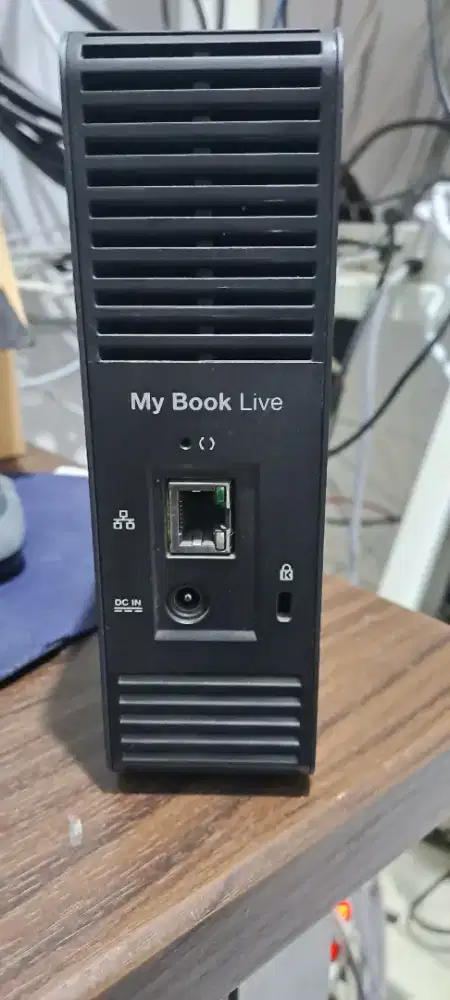 personal cloud storage) WD My Book Live dari Western Digital.