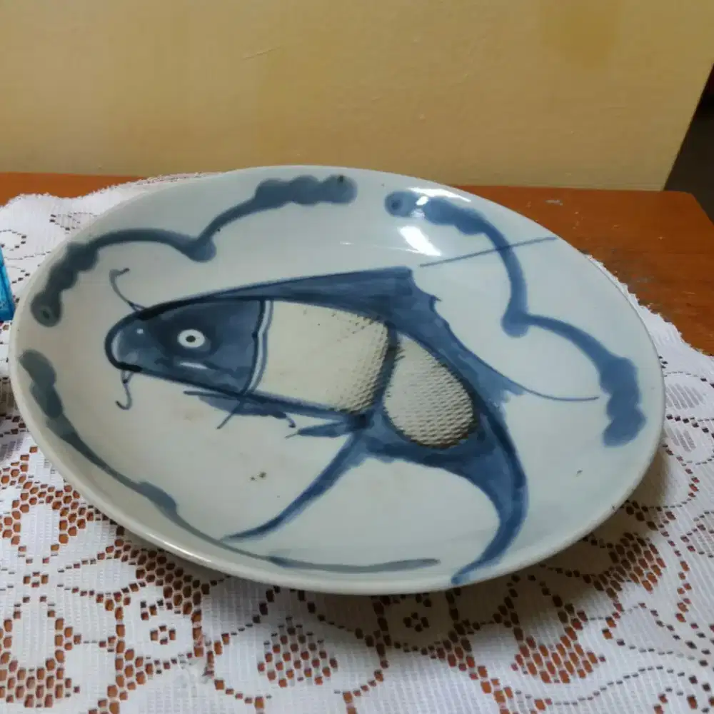 Barang antik piring lawas