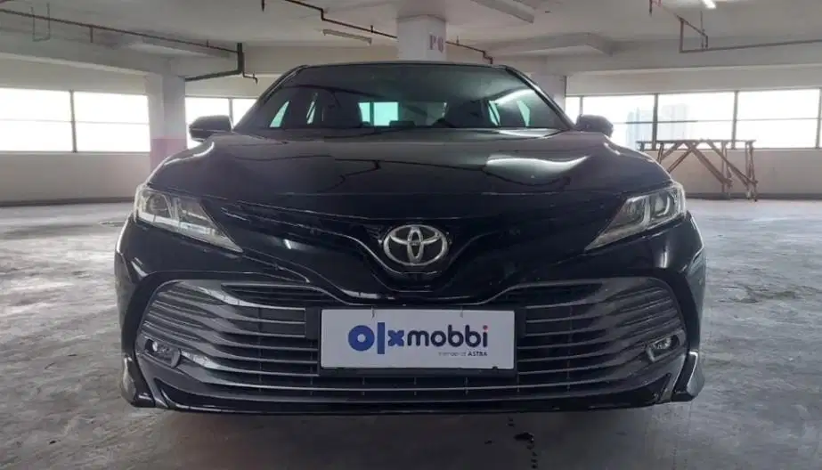 [OLXmobbi] TDP 25JT Toyota Camry 2.5 V Bensin-AT 2019 Hitam
