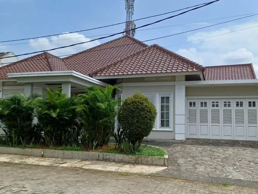 Rumah SHM Luas 8 Menit ke GT Tol Bambu Apus Dibantu KPR J-40879