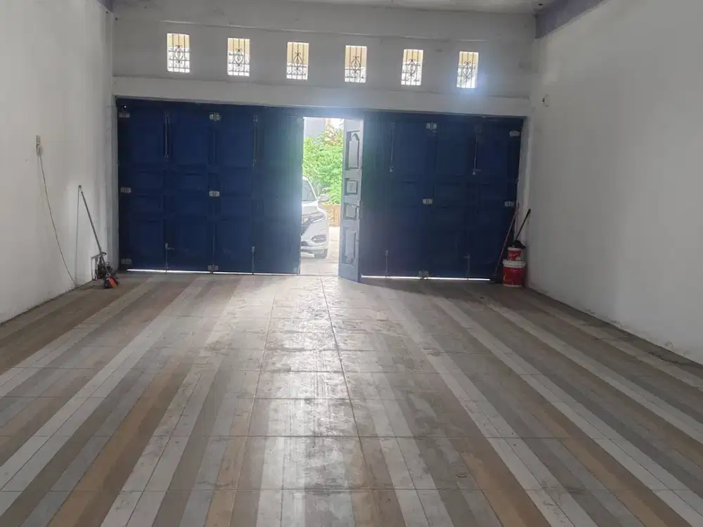 Ruko 2lt semi furnish dekat Jalan Jendral Pekanbaru