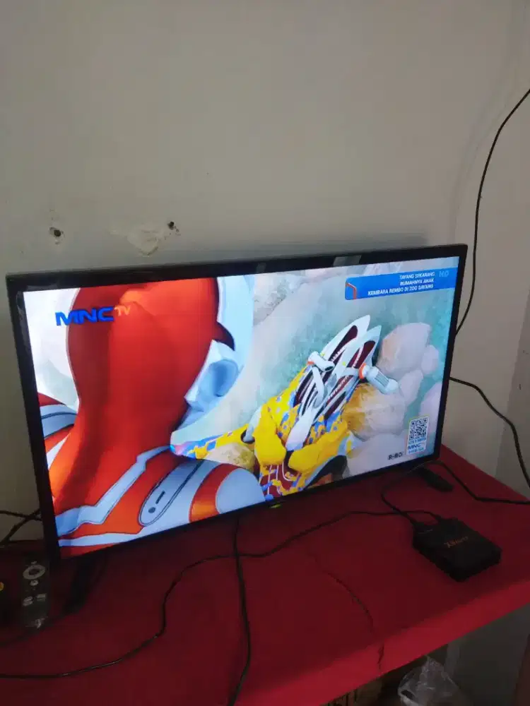 Tv led Sharp 32inch digital noken mulus