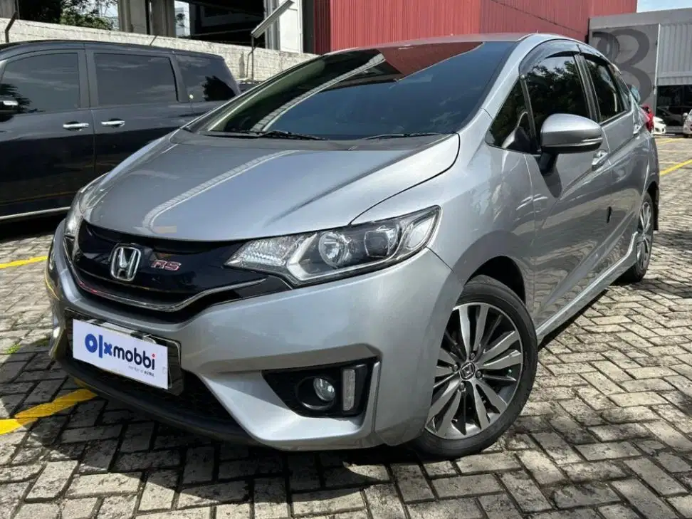 DP RENDAH Honda Jazz 1.5 RS Bensin-MT 2015 EYQ