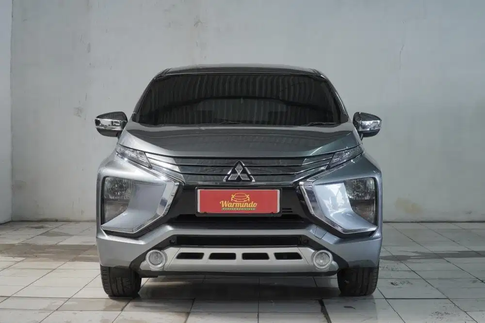 Mitsubishi Xpander Ultimate 1.5 Matic tahun 2019 silver AT DP minim