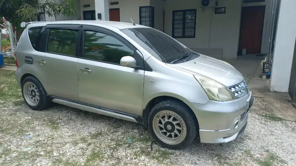 Nissan Livina XR 2008 Manual