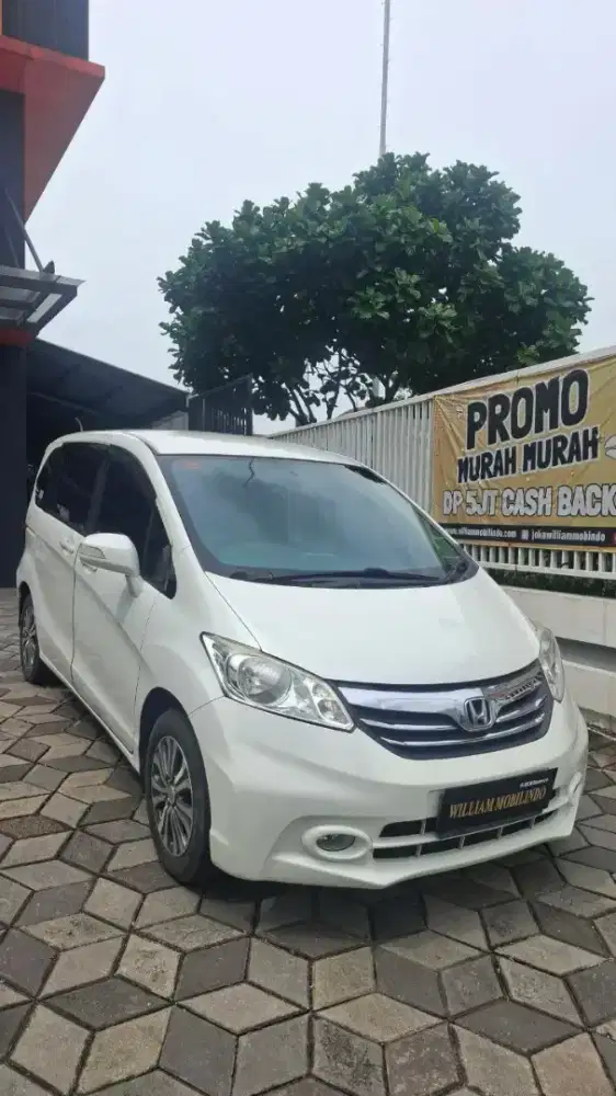 Honda Freed 2013 Bensin