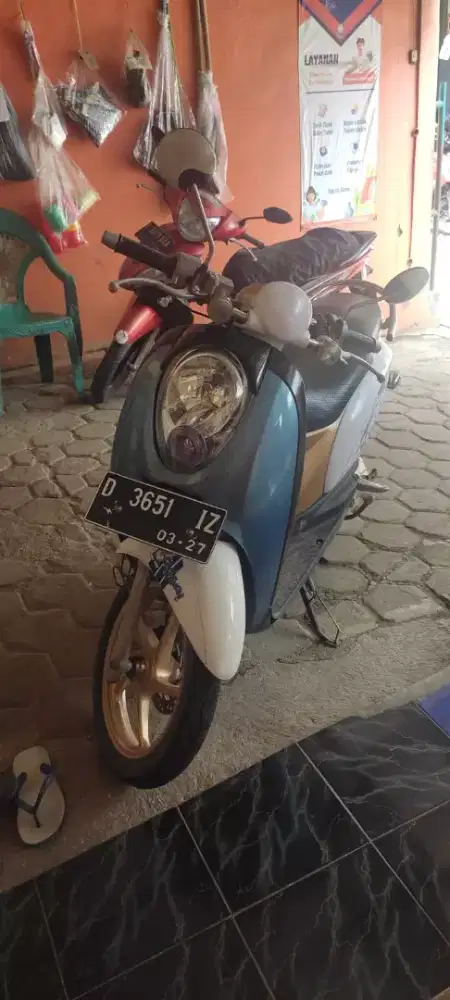 Honda Scoopy karbu 2012