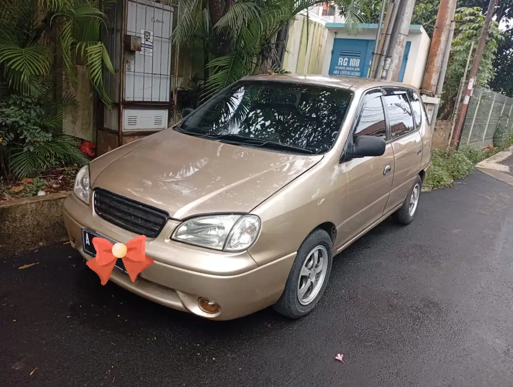Kia Carens 2002 Bensin