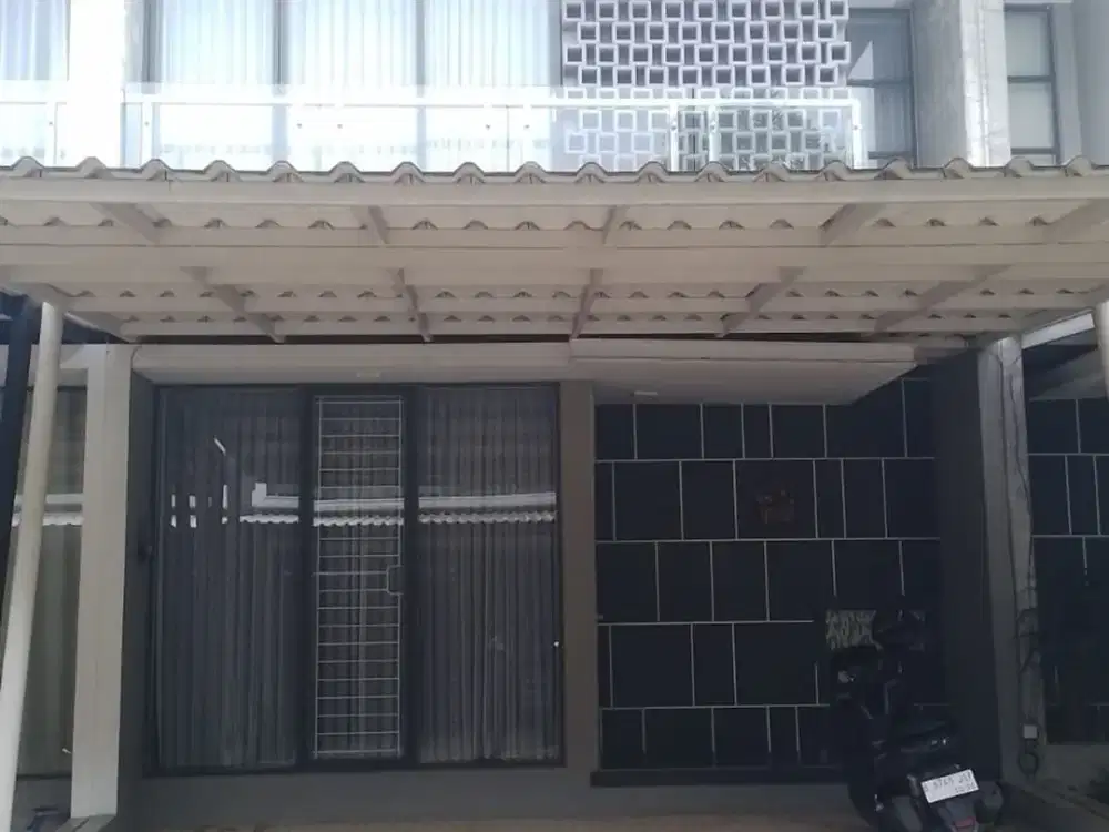 Rumah 2 Lt SHM 15 Menit ke Mall AEON BSD Dibantu KPR J-44905