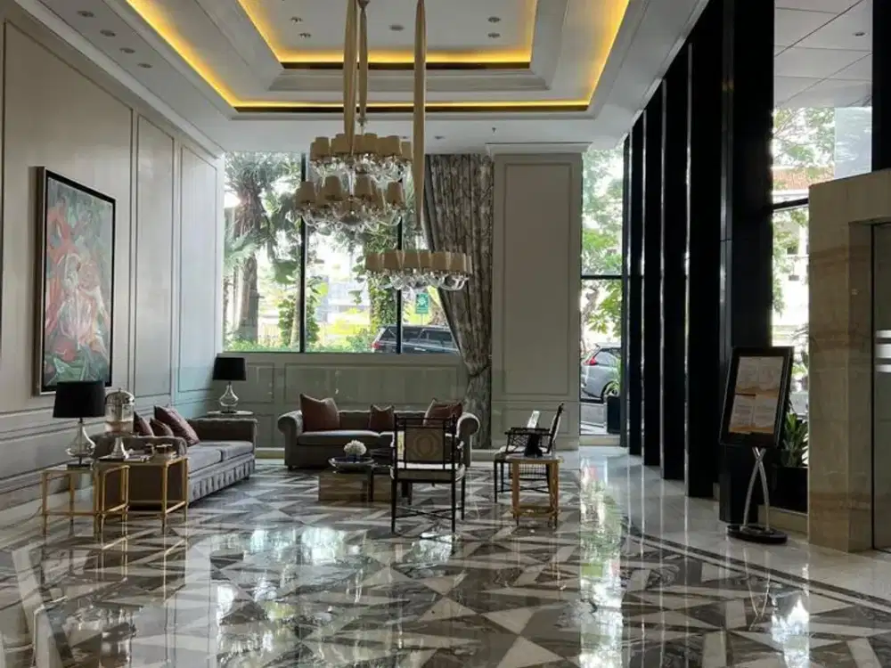 Dijual Rugi Apartemen The Peak 3BR+1 Full Furnished, Embong Malang Surabaya